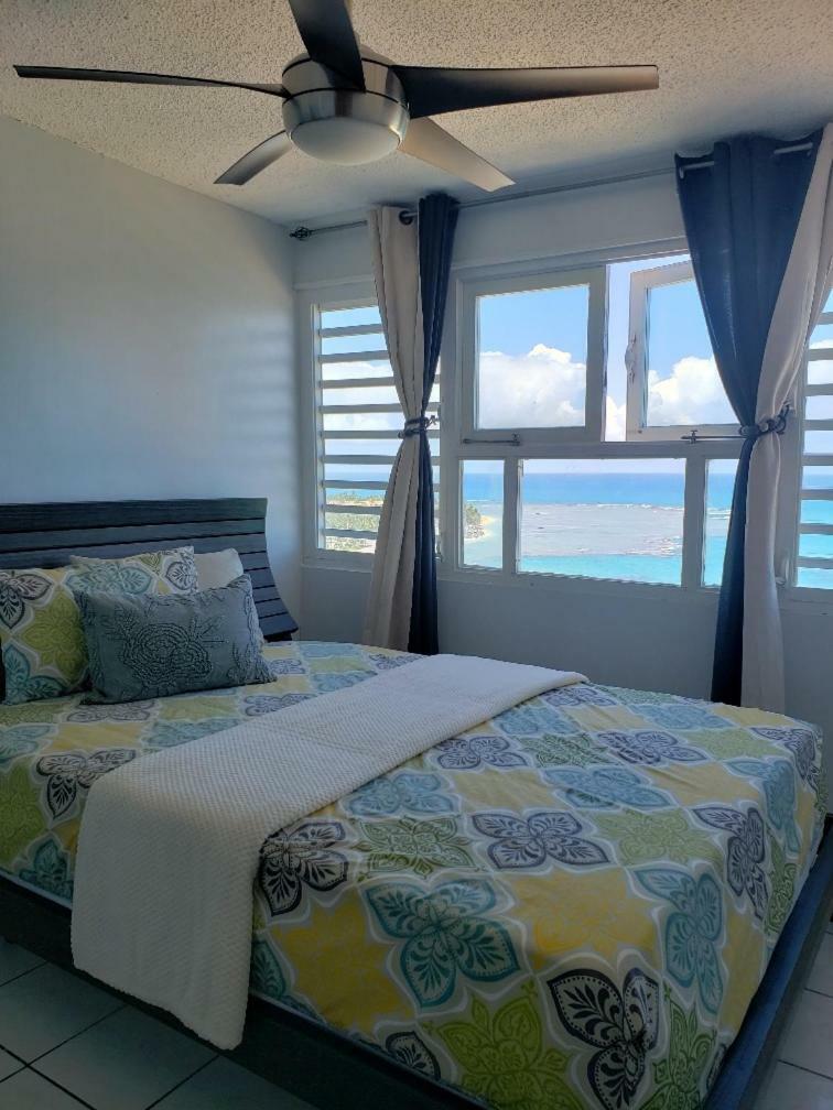 Breezy Beachfront Property With View Of Paradise Лукильо Экстерьер фото